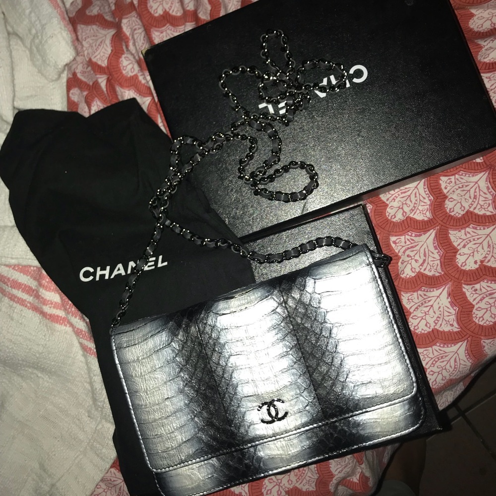 Chanel snake skin clutch 2008 spring st nyc